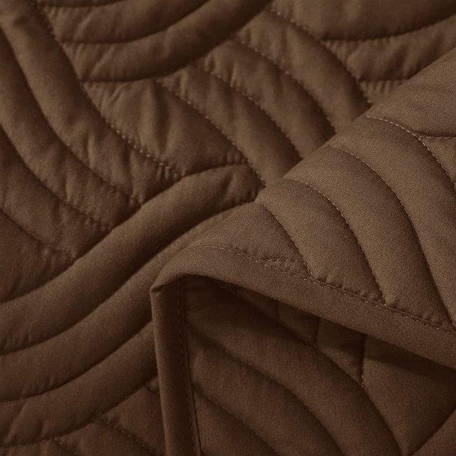 Whale Flotilla Quilt Set Queen Size, Soft Microfiber Lightweight Bedspread Coverlet Bed Cover (Wave Pattern) for All Seasons,Brown, 3 Pieces (Includes 1 Quilt, 2 Shams)
