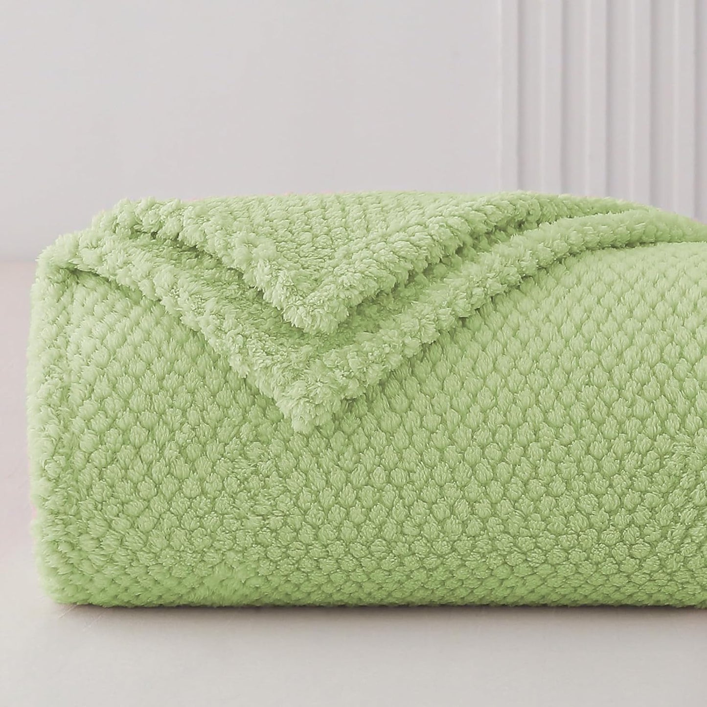 Whale Flotilla Queen Size Fuzzy Fleece Blanket, Fluffy Warm Soft Jacquard Bed Blankets for Fall Winter, Lightweight and Cozy, 90x90 Inch, Light Green