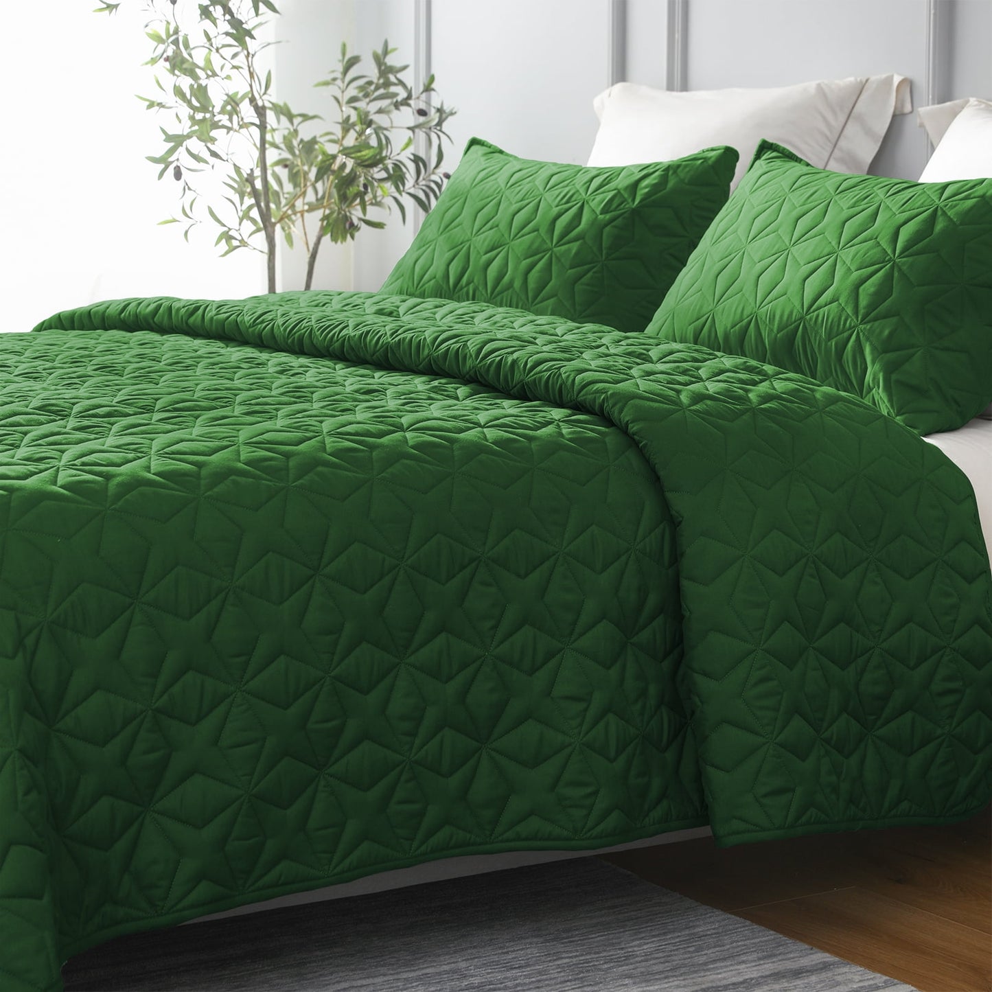 Whale Flotilla Quilt Set Twin Size, Soft Microfiber Lightweight Bedspread Coverlet Bed Cover (Star Pattern) for All Seasons, Green, 2 Pieces (Includes 1 Quilt, 1 Sham)?-