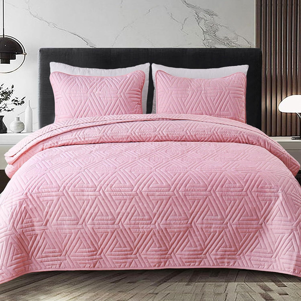 Whale Flotilla 3-Piece Queen Size Quilt Set for All Season, Classic Geometric Pattern Bedding Set with 2 Pillow Shams, Soft and Lightweight, Pink
