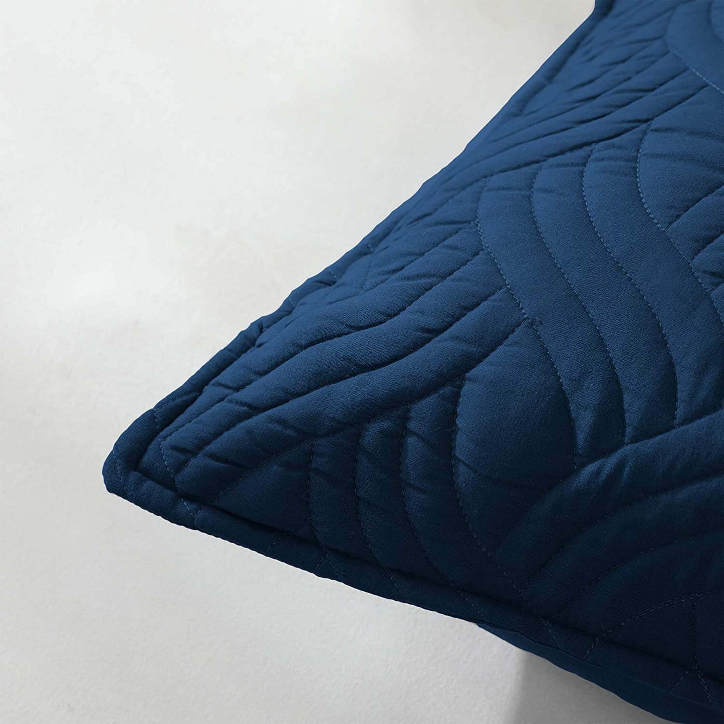 Whale Flotilla Quilt Set Twin Size, Soft Microfiber Lightweight Bedspread Coverlet Bed Cover (Wave Pattern) for All Seasons, Navy, 3 Pieces (Includes 1 Quilt, 2 Shams)