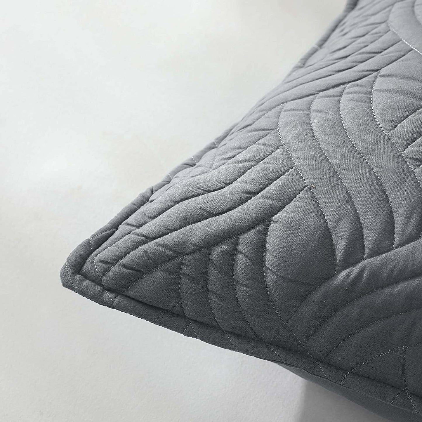 Whale Flotilla Quilt Set Queen Size, Soft Microfiber Lightweight Bedspread Coverlet Bed Cover (Wave Pattern) for All Seasons,Dark Grey, 3 Pieces (Includes 1 Quilt, 2 Shams)