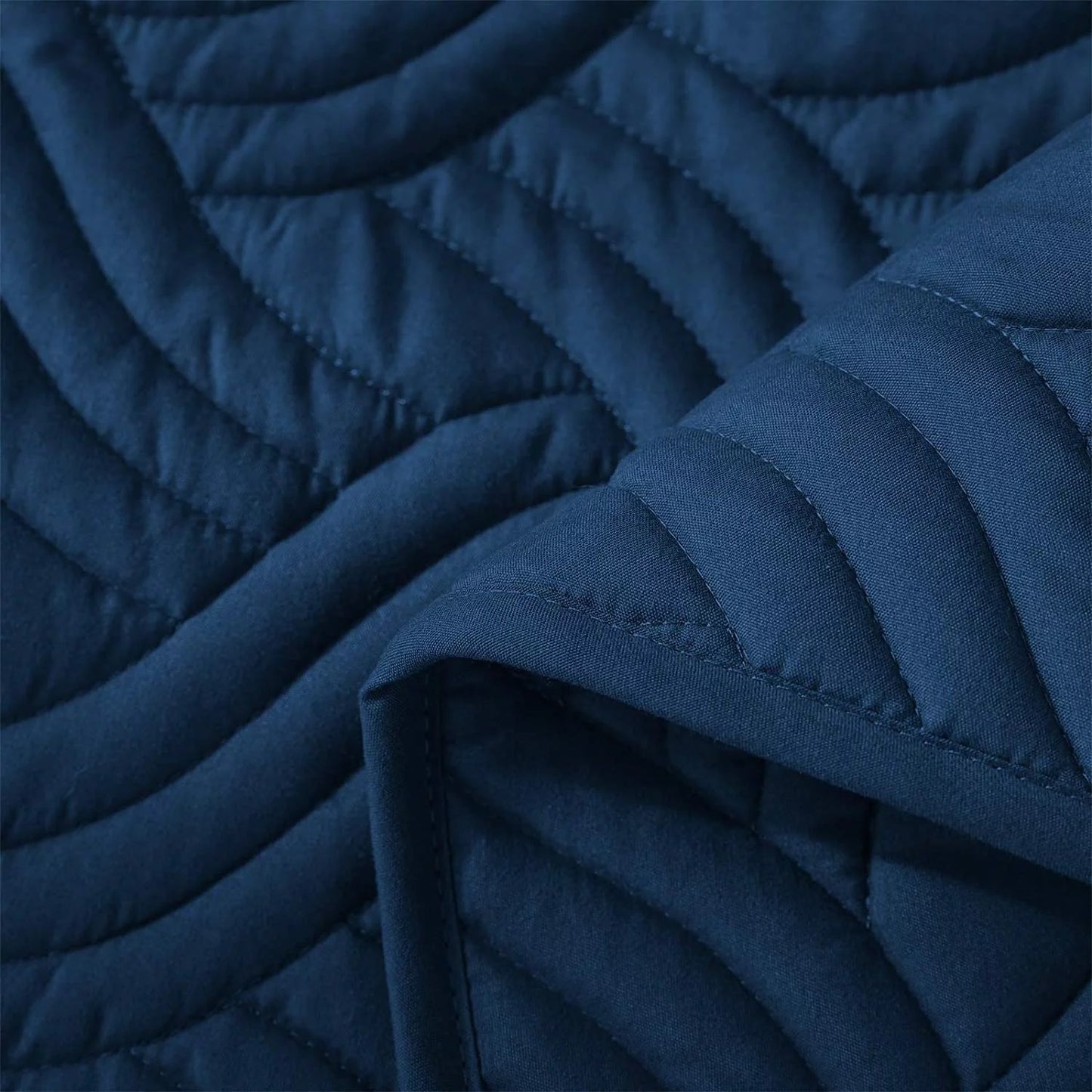 Whale Flotilla Quilt Set Twin Size, Soft Microfiber Lightweight Bedspread Coverlet Bed Cover (Wave Pattern) for All Seasons, Navy, 3 Pieces (Includes 1 Quilt, 2 Shams)