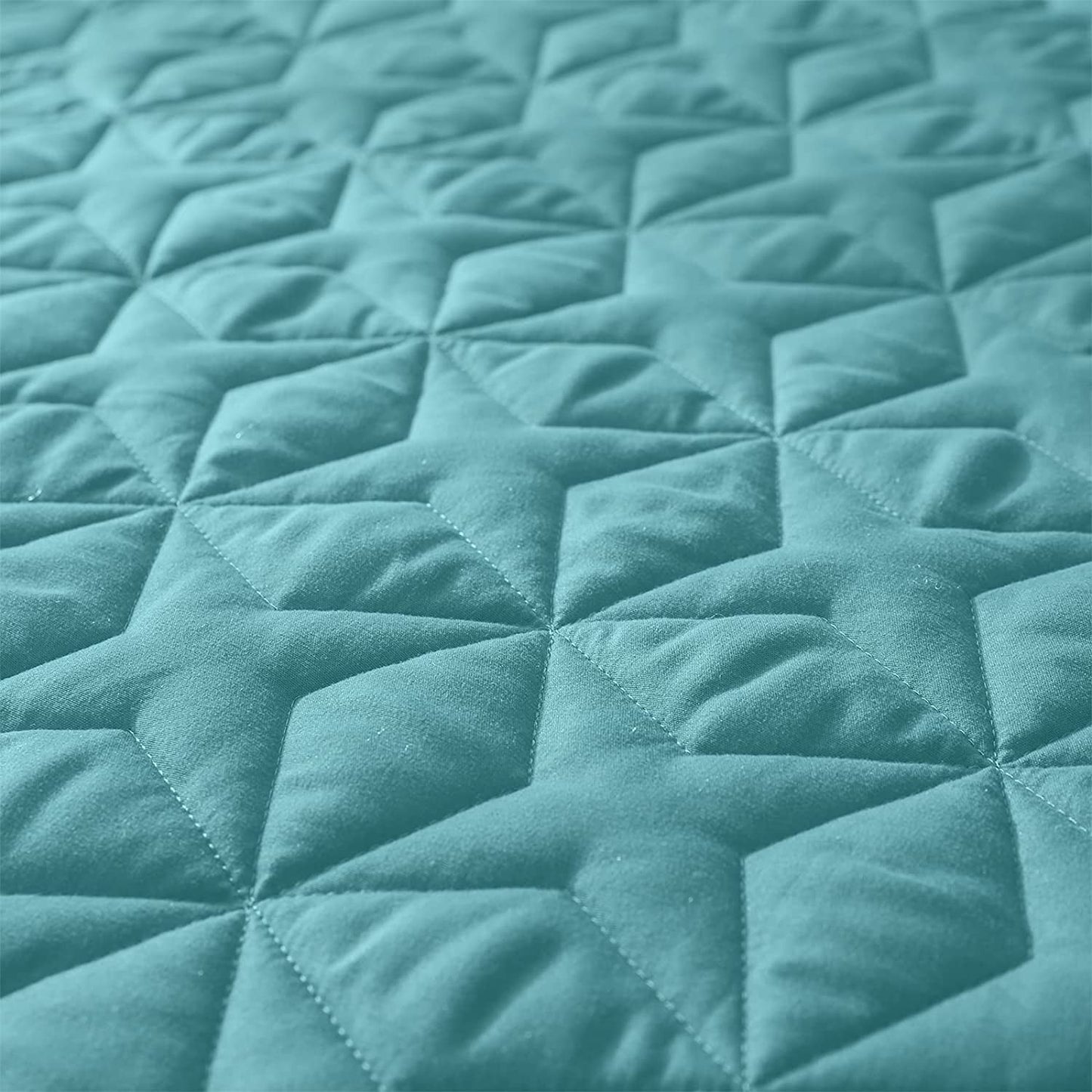 Whale Flotilla Quilt Set Twin Size, Soft Microfiber Lightweight Bedspread Coverlet Bed Cover (Star Pattern) for All Seasons, Turquoise, 3 Pieces (Includes 1 Quilt, 2 Shams)