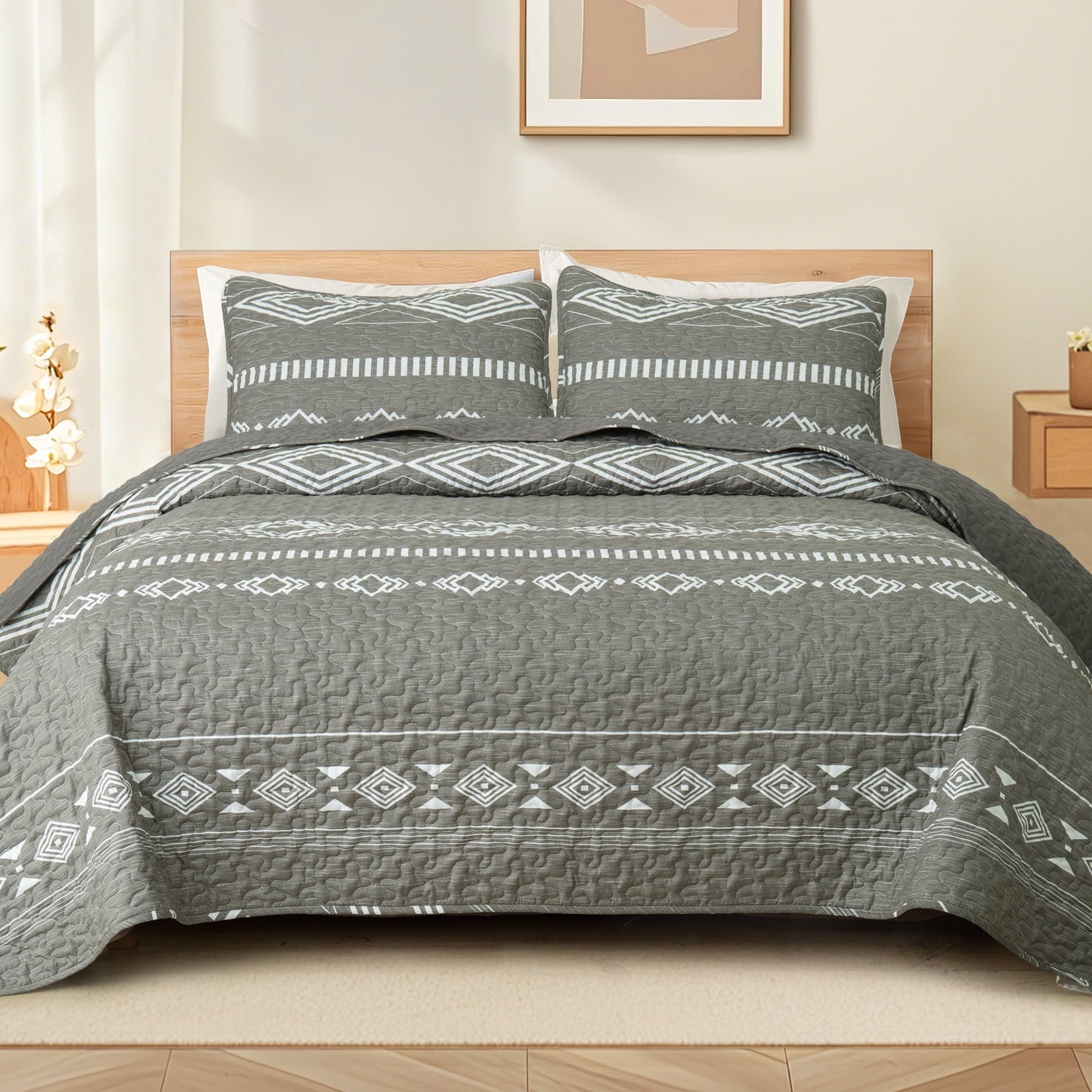 Whale Flotilla Reversible Ultra Soft Printed Quilts Queen Size, Lightweight Patchwork Geometric Stripes Bedspreads Coverlets Queen Quilt Bedding Set with 2 Pillow Shams for All Seasons, Deep Grey
