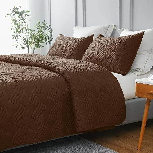 Whale Flotilla Quilt Set Queen Size, Soft Microfiber Lightweight Bedspread Coverlet Bed Cover (Wave Pattern) for All Seasons,Brown, 3 Pieces (Includes 1 Quilt, 2 Shams)