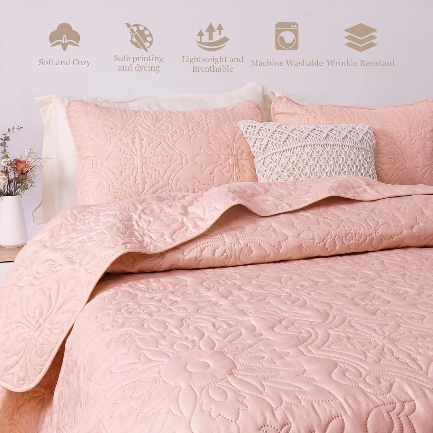 Whale Flotilla 2-Piece Twin Quilt Set, Soft Embossed Bedding Set, Lightweight Bedspread Coverlet with Damask Vintage Pattern, Reversible Bed Cover for All Seasons, BlushPink
