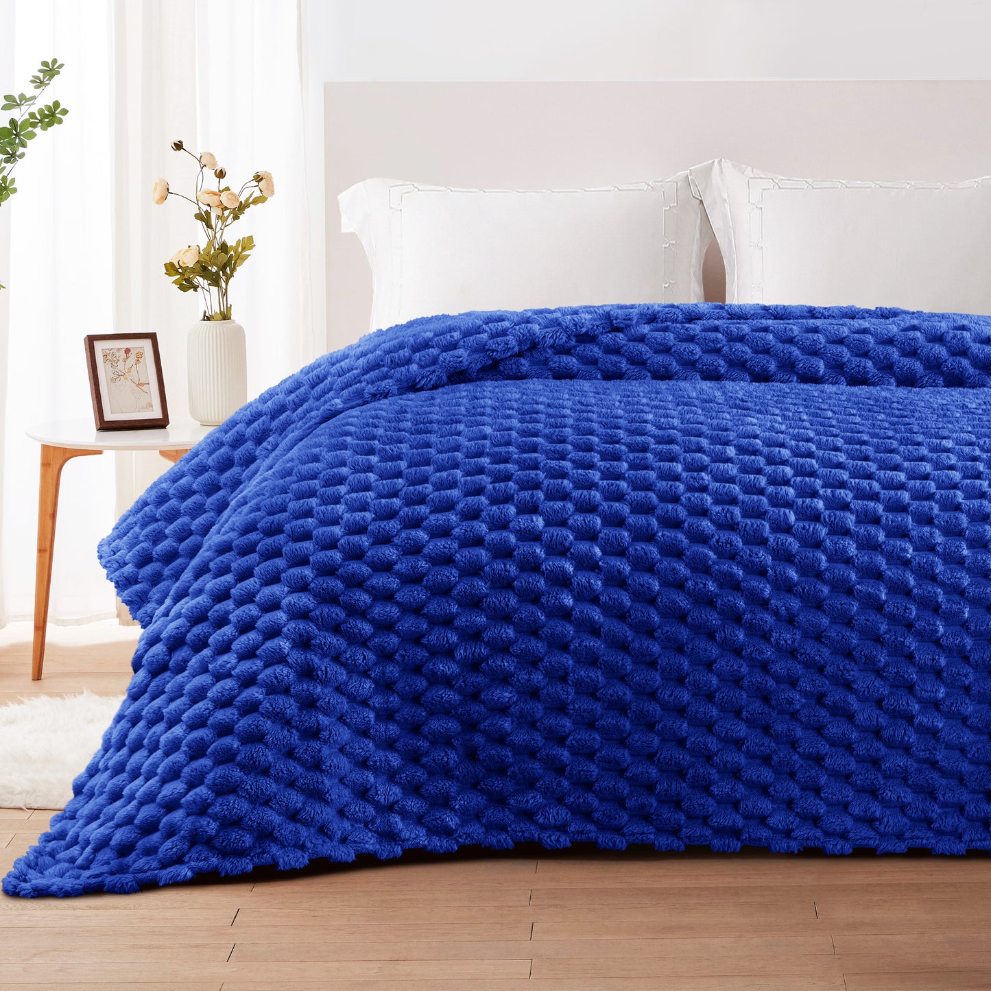 Whale Flotilla Twin Size Blanket for Bed with Expanded 3D-Jacquard Pattern, Fuzzy Soft Cozy Exquisite Blankets or All Season, Warm and Fluffy, 60x80 Inch, Blue