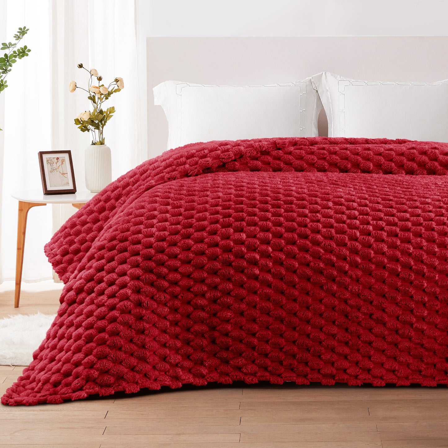Whale Flotilla Twin Size Blanket for Bed with Expanded 3D-Jacquard Pattern, Fuzzy Soft Cozy Exquisite Blankets or All Season, Warm and Fluffy, 60x80 Inch, Red