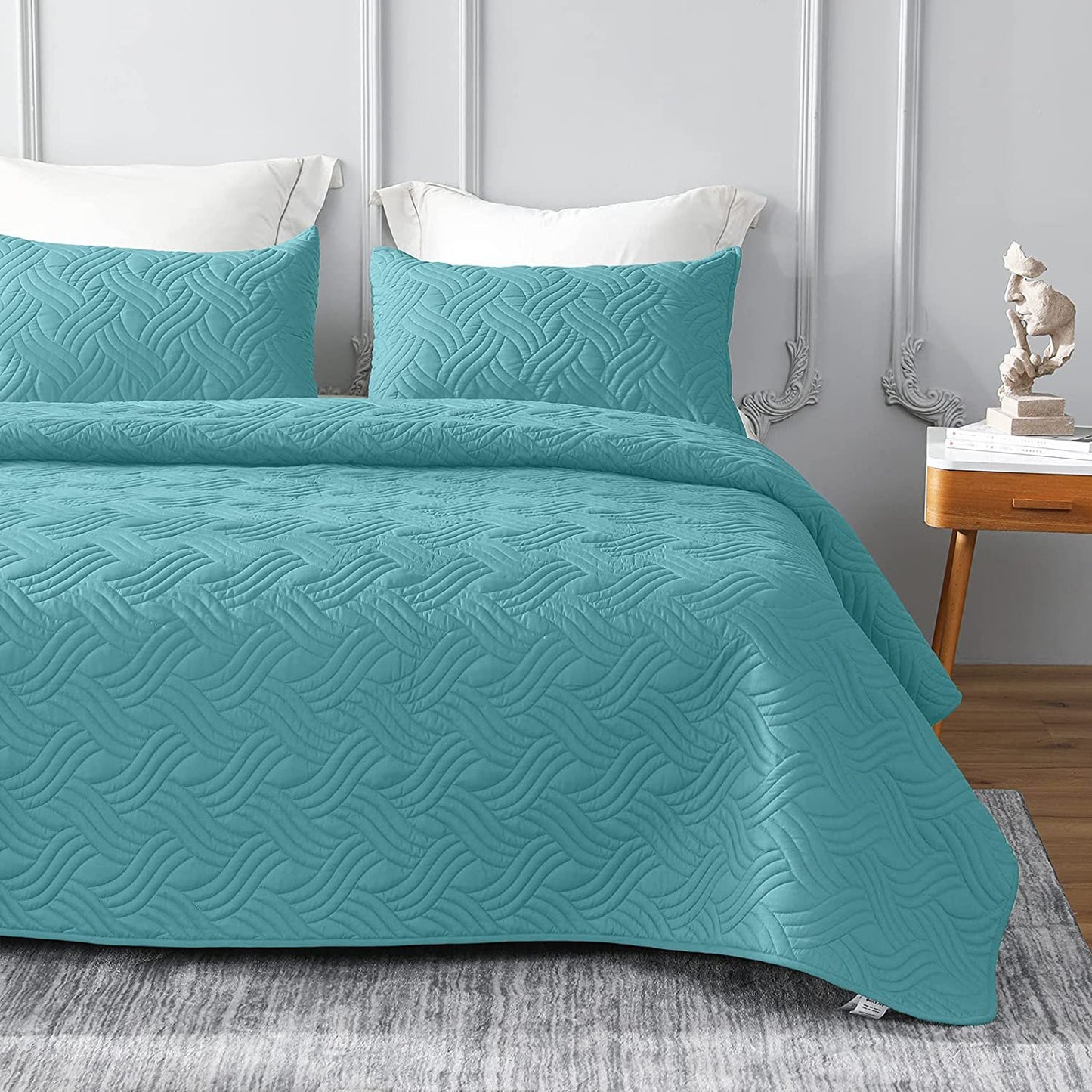 Whale Flotilla Quilt Set Queen Size, Soft Microfiber Lightweight Bedspread Coverlet Bed Cover (Wave Pattern) for All Seasons, Turquoise, 3 Pieces (Includes 1 Quilt, 2 Shams)