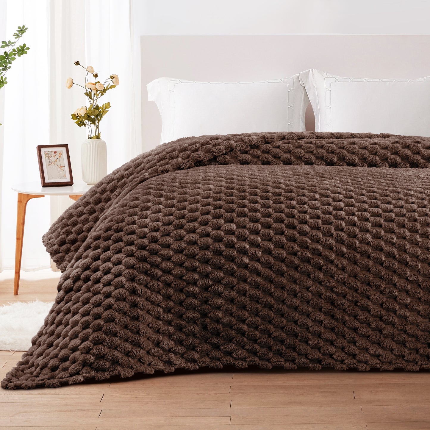 Whale Flotilla Twin Size Blanket for Bed with Expanded 3D-Jacquard Pattern, Fuzzy Soft Cozy Exquisite Blankets or All Season, Warm and Fluffy, 60x80 Inch, Coffee
