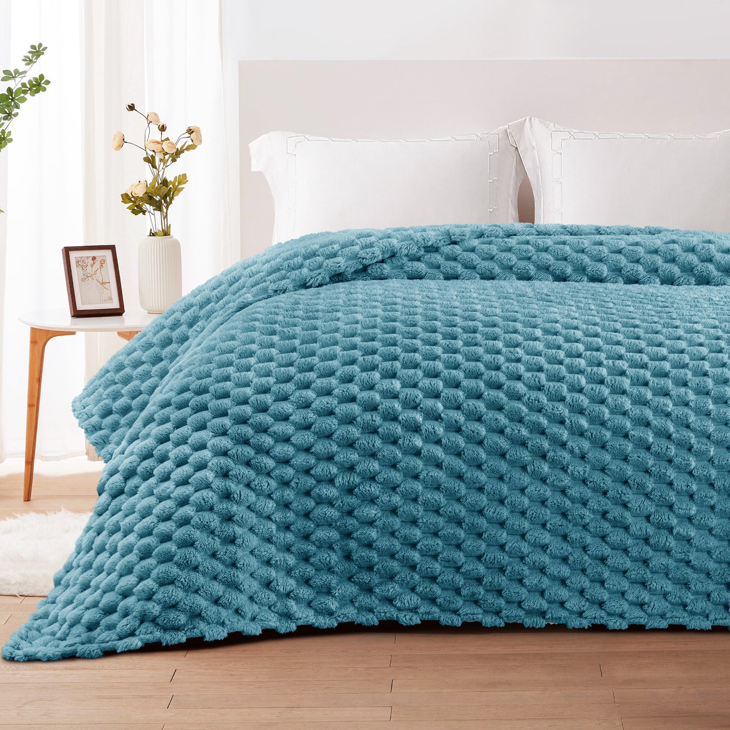 Whale Flotilla Twin Size Blanket for Bed with Expanded 3D-Jacquard Pattern, Fuzzy Soft Cozy Exquisite Blankets or All Season, Warm and Fluffy, 60x80 Inch, Slate Blue