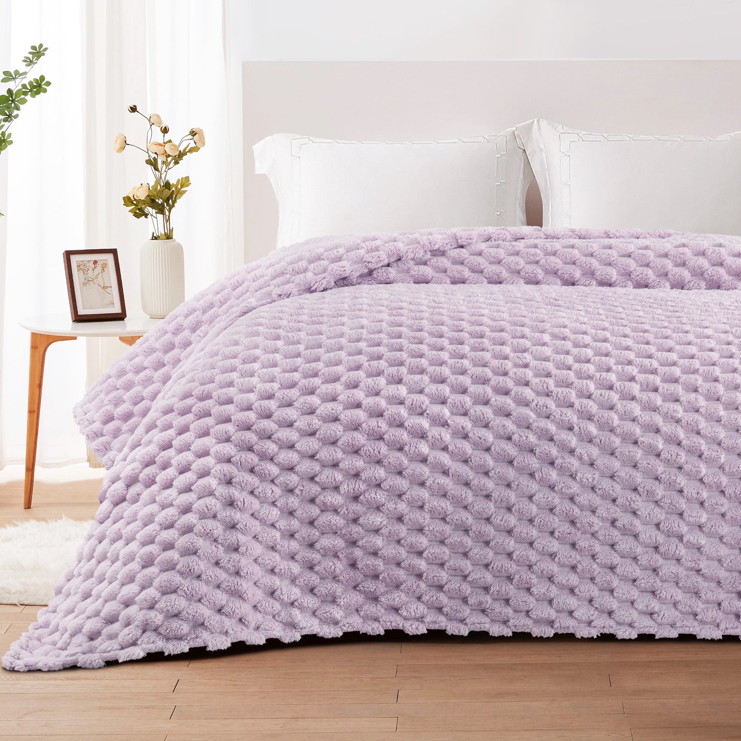 Whale Flotilla Twin Size Blanket for Bed with Expanded 3D-Jacquard Pattern, Fuzzy Soft Cozy Exquisite Blankets or All Season, Warm and Fluffy, 60x80 Inch, Lilac