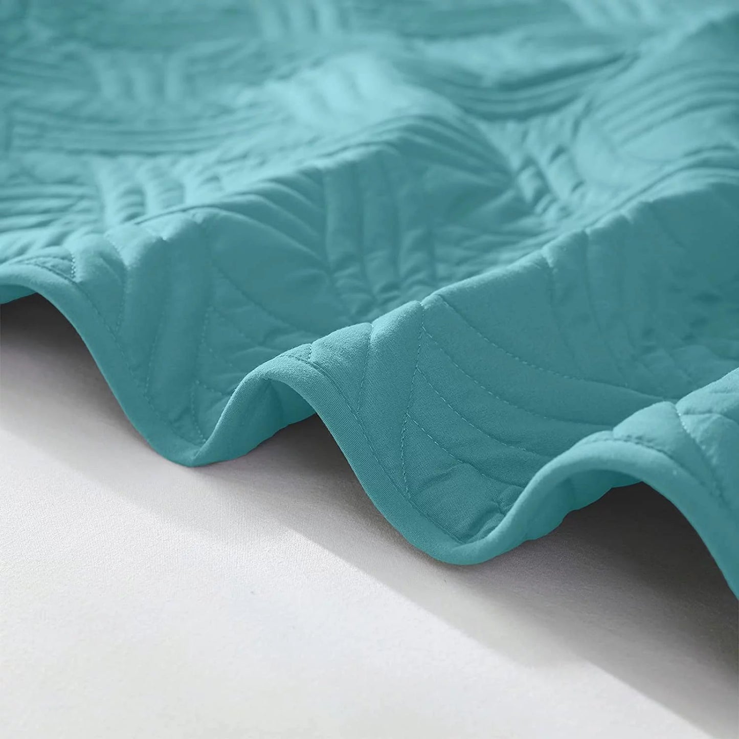 Whale Flotilla Quilt Set Queen Size, Soft Microfiber Lightweight Bedspread Coverlet Bed Cover (Wave Pattern) for All Seasons, Turquoise, 3 Pieces (Includes 1 Quilt, 2 Shams)