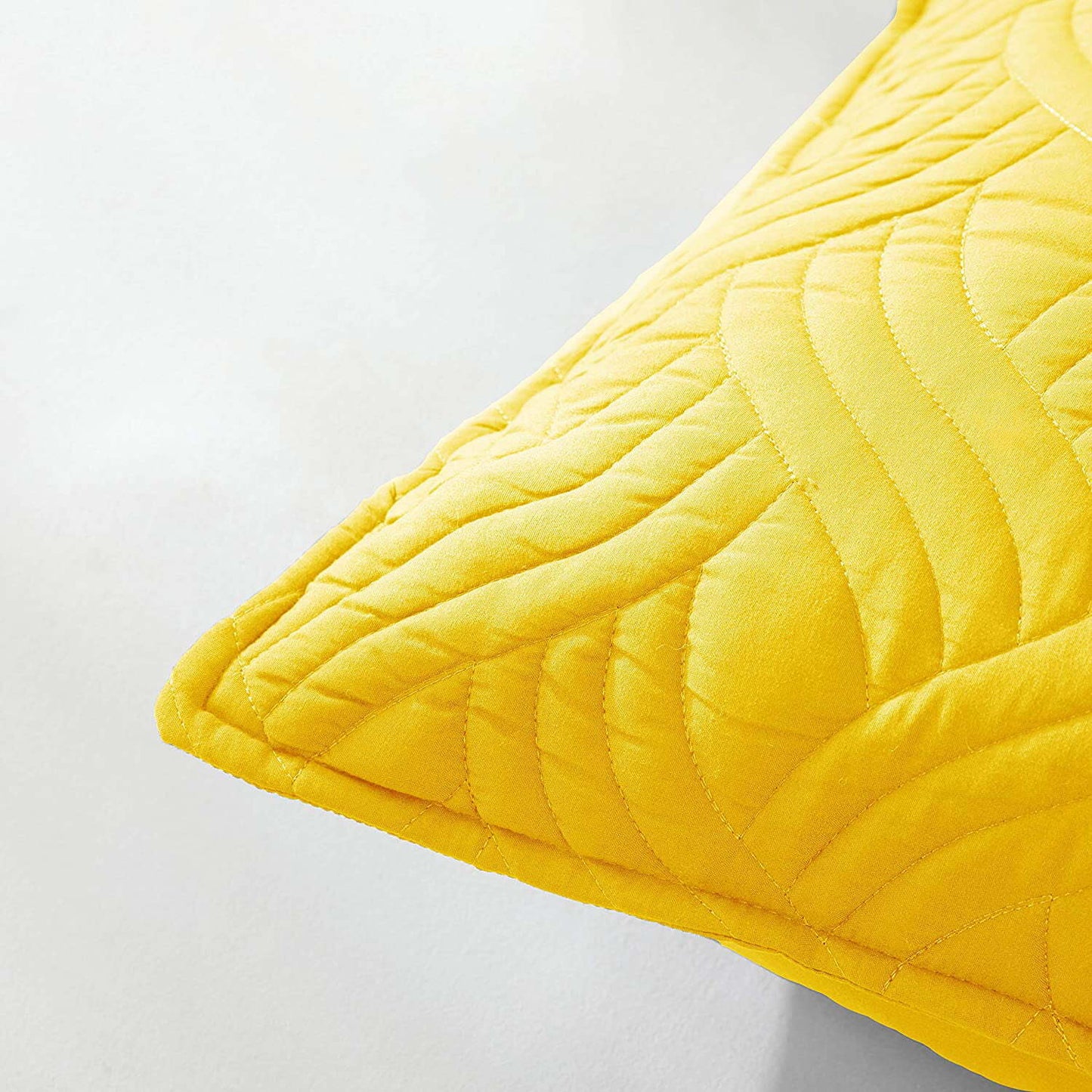 Whale Flotilla Quilt Set King Size, Soft Microfiber Lightweight Bedspread Coverlet Bed Cover (Wave Pattern) for All Seasons, Yellow, 3 Pieces (Includes 1 Quilt, 2 Shams)