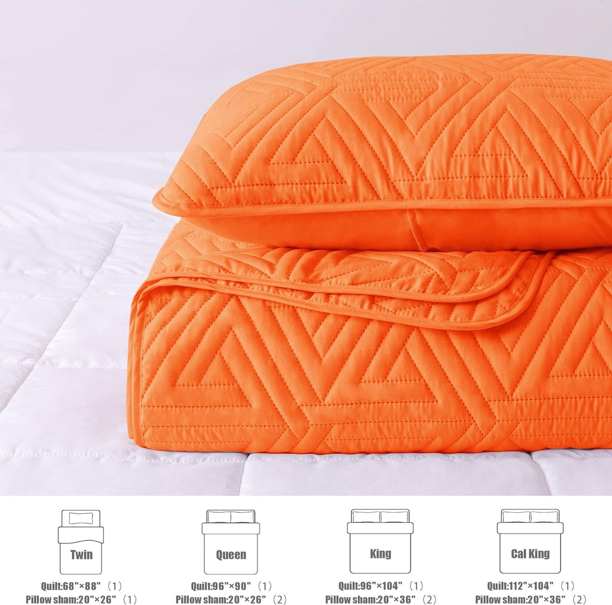 Whale Flotilla 3-Piece Queen Size Quilt Set for All Season, Classic Geometric Pattern Bedding Set with 2 Pillow Shams, Soft and Lightweight, Orange