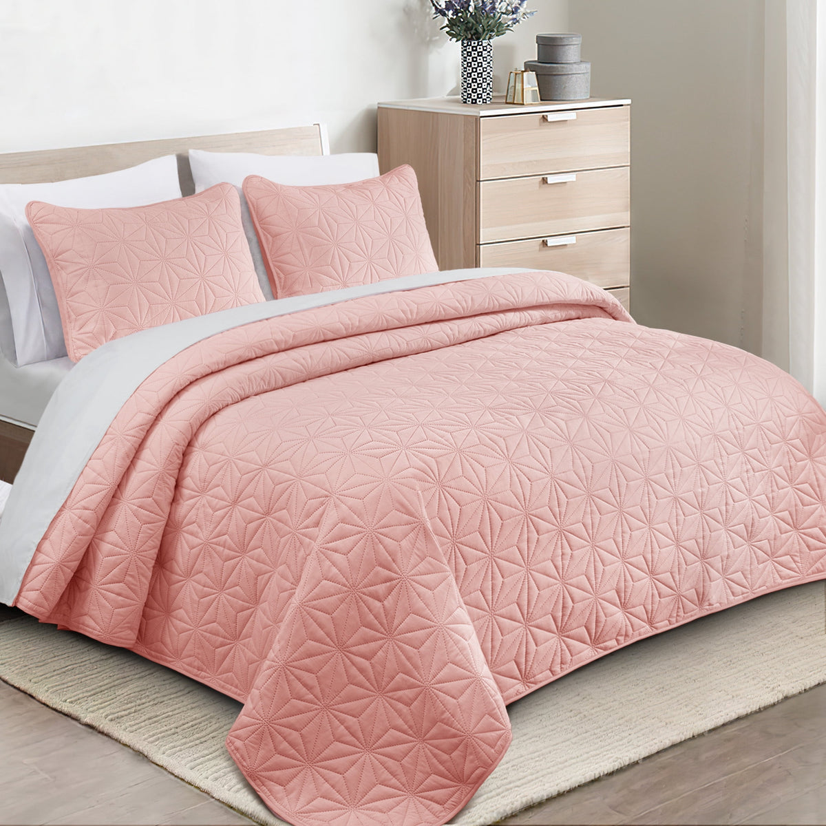 Whale Flotilla Microfiber King Size 96"x 104" Quilt Set Lightweight Quilted Bedspreads Coverlets Set with Stars Pattern, Blush Pink