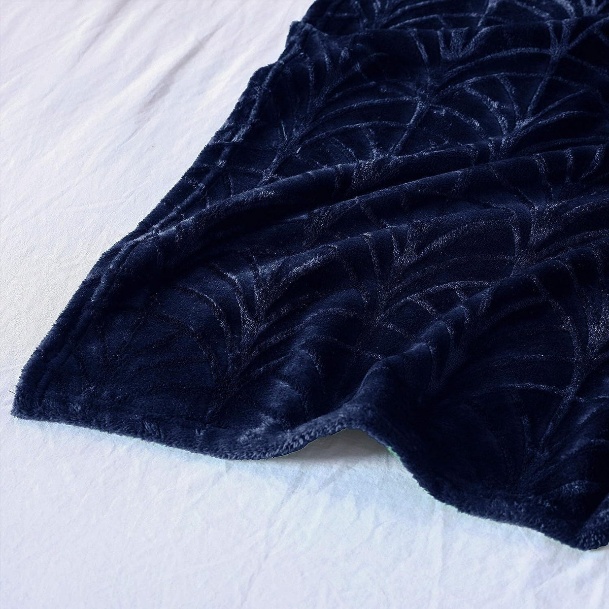 Whale Flotilla Flannel Fleece 60"x80" Twin Size Throw Blanket, Soft Fluffy Velvet Bedspread with Vintage Pattern, Warm Lightweight All-Season Coverlet, Navy Blue