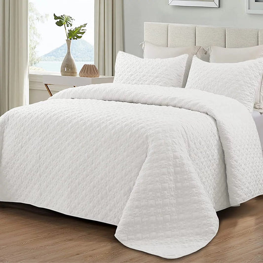Whale Flotilla Quilt Set Queen Size, Soft Microfiber Lightweight Bedspread Coverlet Bed Cover (Diamond Pattern) for All Seasons, White, 3 Pieces (Includes 1 Quilt, 2 Shams)