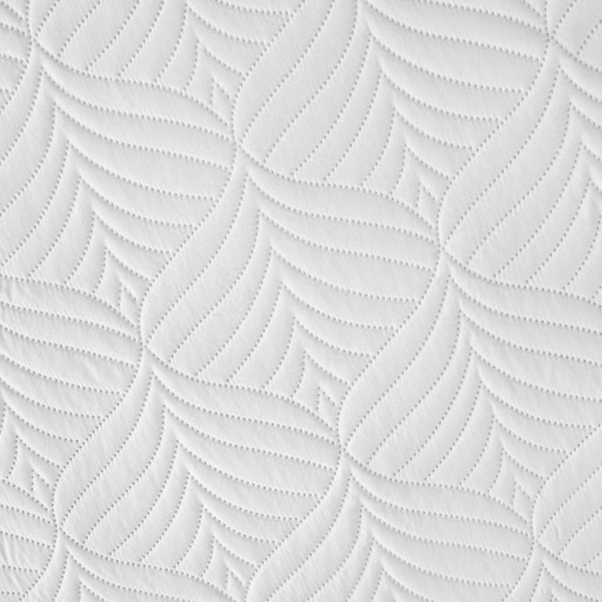 Whale Flotilla Queen Size Quilt Set, Soft Ultrasonic 90x96 Inch Bedding Set, Lightweight Bedspread Coverlet with Vintage Pattern, Reversible Bed Cover for All Seasons,White
