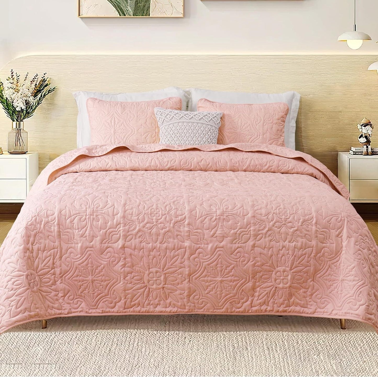 Whale Flotilla 2-Piece Twin Quilt Set, Soft Embossed Bedding Set, Lightweight Bedspread Coverlet with Damask Vintage Pattern, Reversible Bed Cover for All Seasons, BlushPink