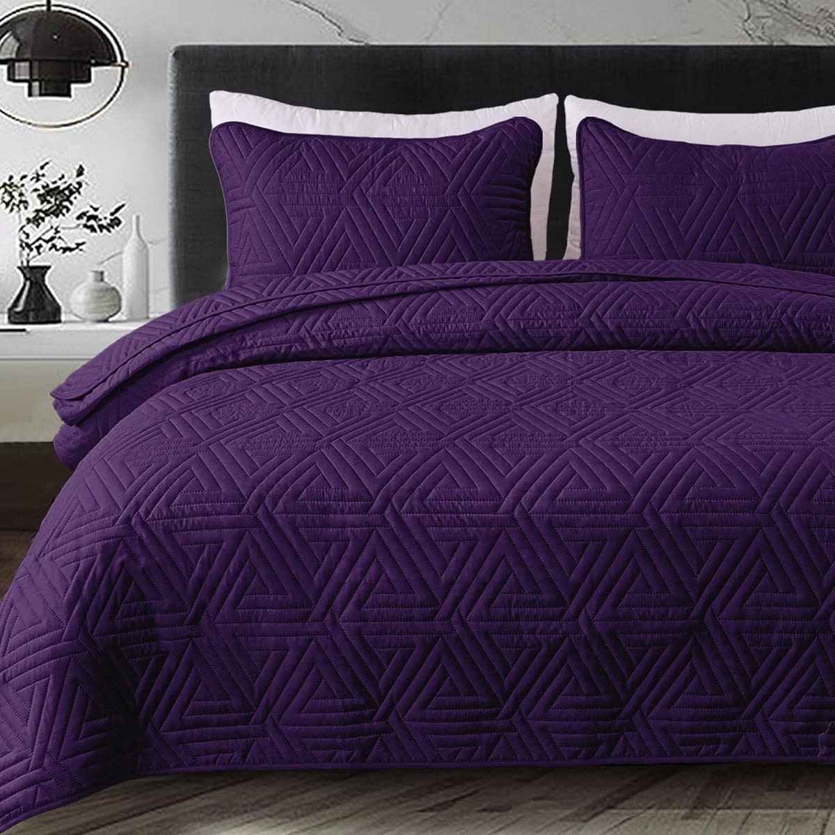 Whale Flotilla 3-Piece Californian King Size Quilt Set for All Season, Classic Geometric Pattern Bedding Set with 2 Pillow Shams, Soft and Lightweight, Purple