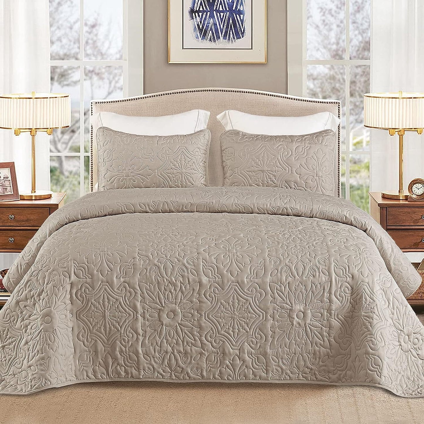 Whale Flotilla 3-Piece Queen Quilt Set, Soft Embossed Bedding Set, Lightweight Bedspread Coverlet with Damask Vintage Pattern, Reversible Bed Cover for All Seasons, Light Grey