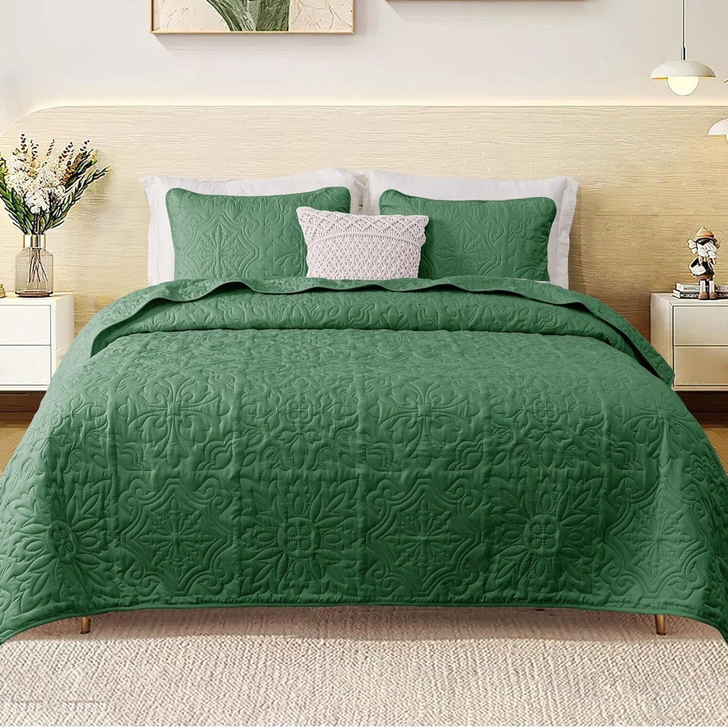 Whale Flotilla 3-Piece Queen Quilt Set, Soft Embossed Bedding Set, Lightweight Bedspread Coverlet with Damask Vintage Pattern, Reversible Bed Cover for All Seasons, Sage Green