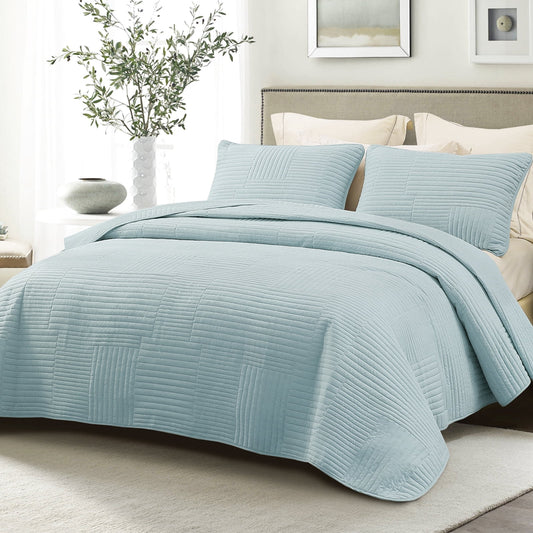 Whale Flotilla King Quilt Set, Soft and Lightweight Bedspreads Coverlet with Striped Pattern, Reversible Bedding Sets with Pillow Shams, 96x104 Inches, Aqua