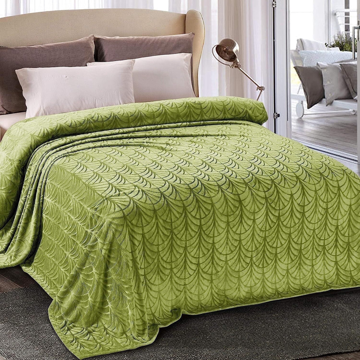Whale Flotilla Flannel Fleece 60"x80" Twin Size Throw Blanket, Soft Fluffy Velvet Bedspread with Vintage Pattern, Warm Lightweight All-Season Coverlet, Olive Green