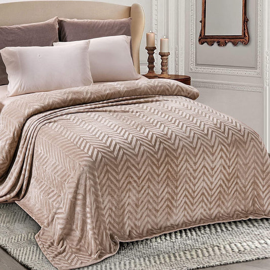 Whale Flotilla Flannel Fleece King Size 90x104 Inch Bed Blanket, Soft Velvet Lightweight Bedspread Plush Fluffy Coverlet Chevron Design Decorative Blanket for All Season, Champagne