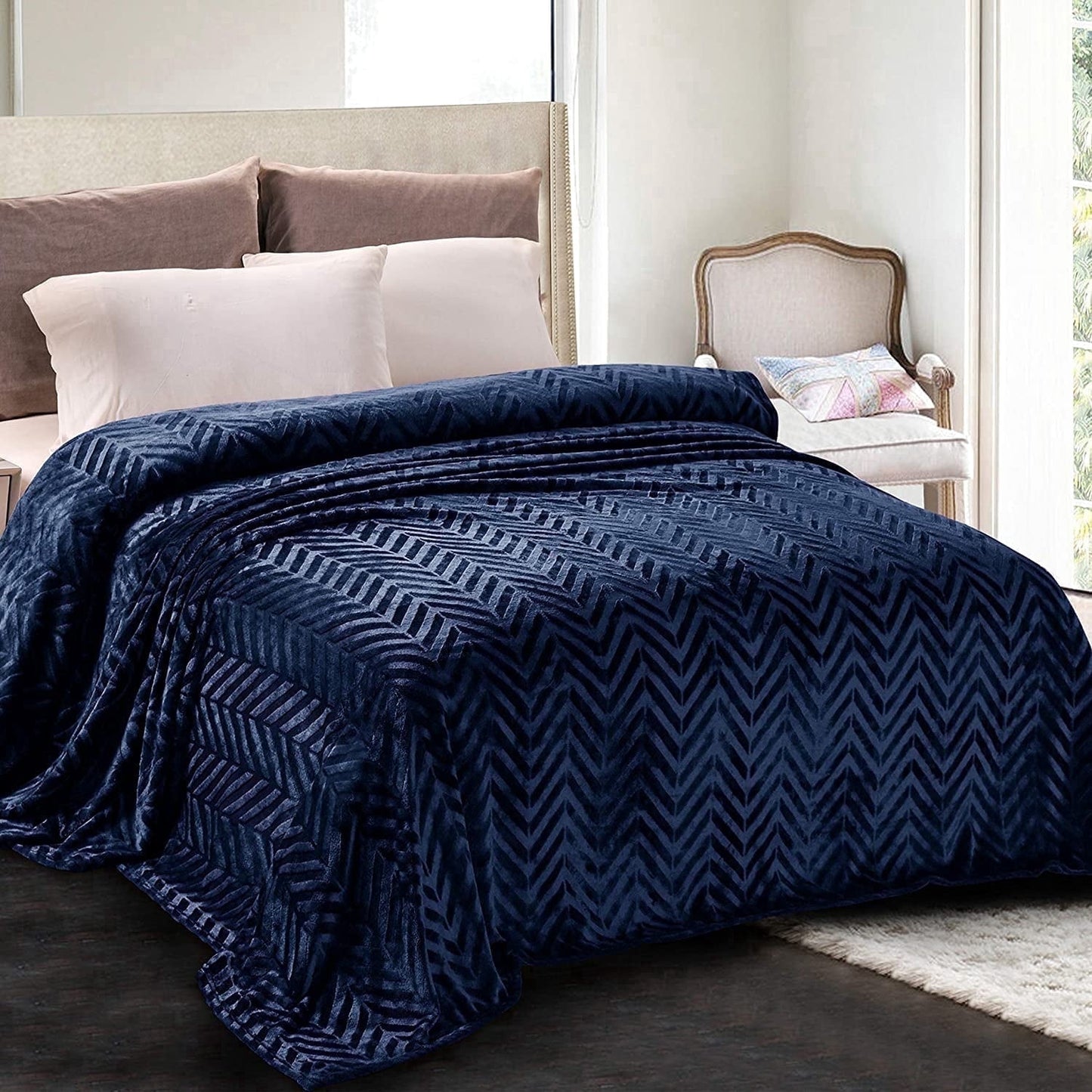 Whale Flotilla Flannel Fleece Twin Size 60x80 Inch Bed Blanket, Soft Velvet Lightweight Bedspread Plush Fluffy Coverlet Chevron Design Decorative Blanket for All Season, Navy Blue