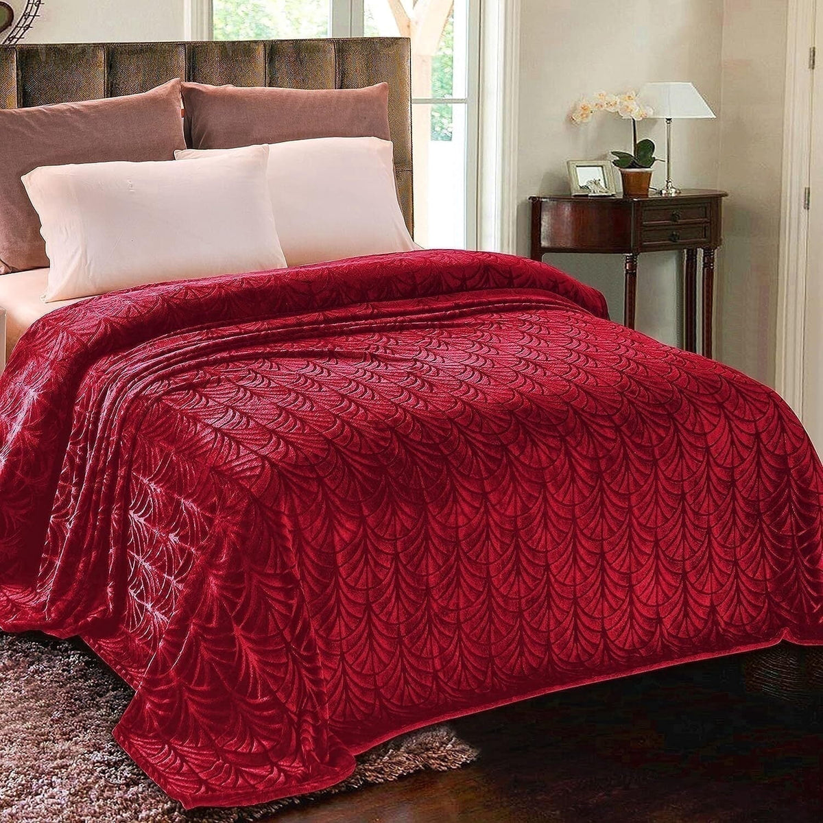 Whale Flotilla Flannel Fleece 60"x80" Twin Size Throw Blanket, Soft Fluffy Velvet Bedspread with Vintage Pattern, Warm Lightweight All-Season Coverlet, Red