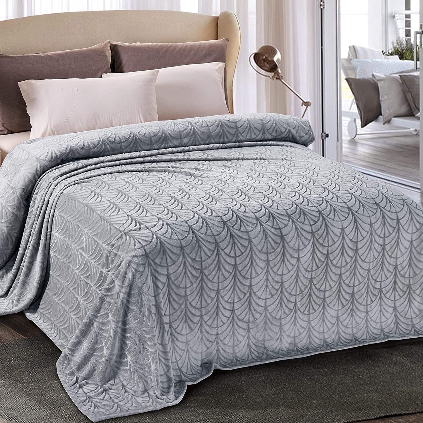 Whale Flotilla Flannel Fleece 60"x80" Twin Size Throw Blanket, Soft Fluffy Velvet Bedspread with Vintage Pattern, Warm Lightweight All-Season Coverlet, Silver Grey