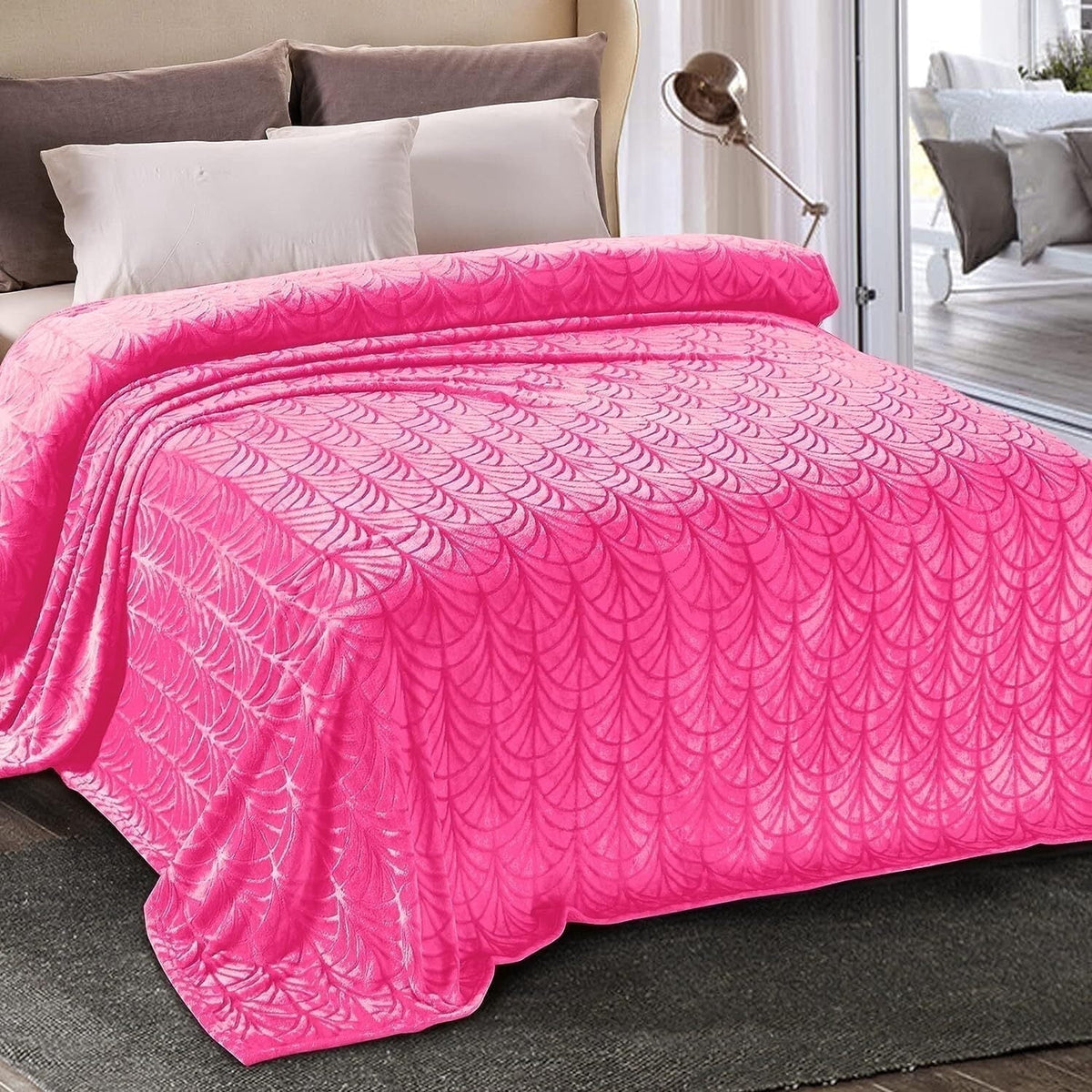 Whale Flotilla Flannel Fleece 60"x80" Twin Size Throw Blanket, Soft Fluffy Velvet Bedspread with Vintage Pattern, Warm Lightweight All-Season Coverlet, Hot Pink