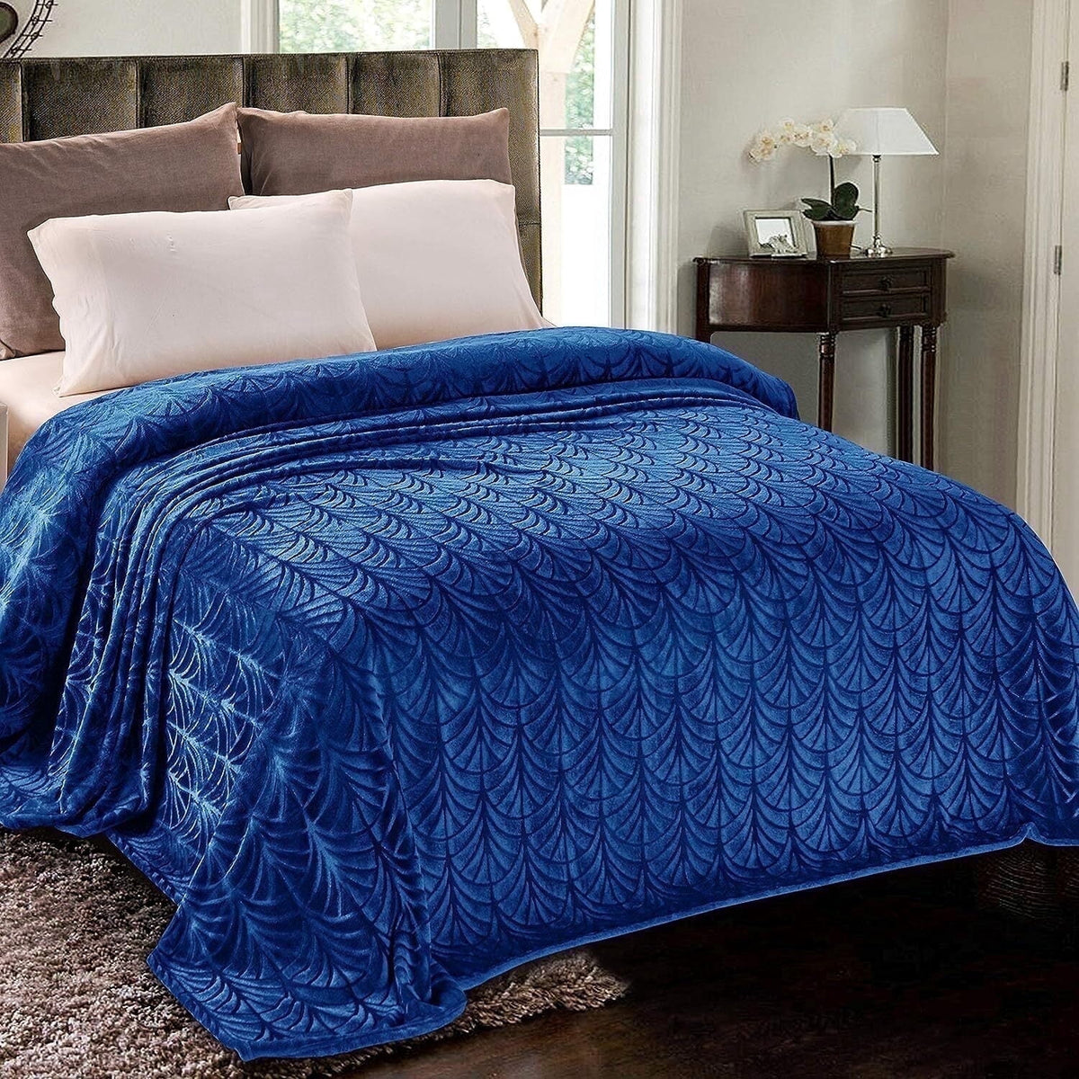 Whale Flotilla Flannel Fleece 60"x80" Twin Size Throw Blanket, Soft Fluffy Velvet Bedspread with Vintage Pattern, Warm Lightweight All-Season Coverlet, Royal Blue