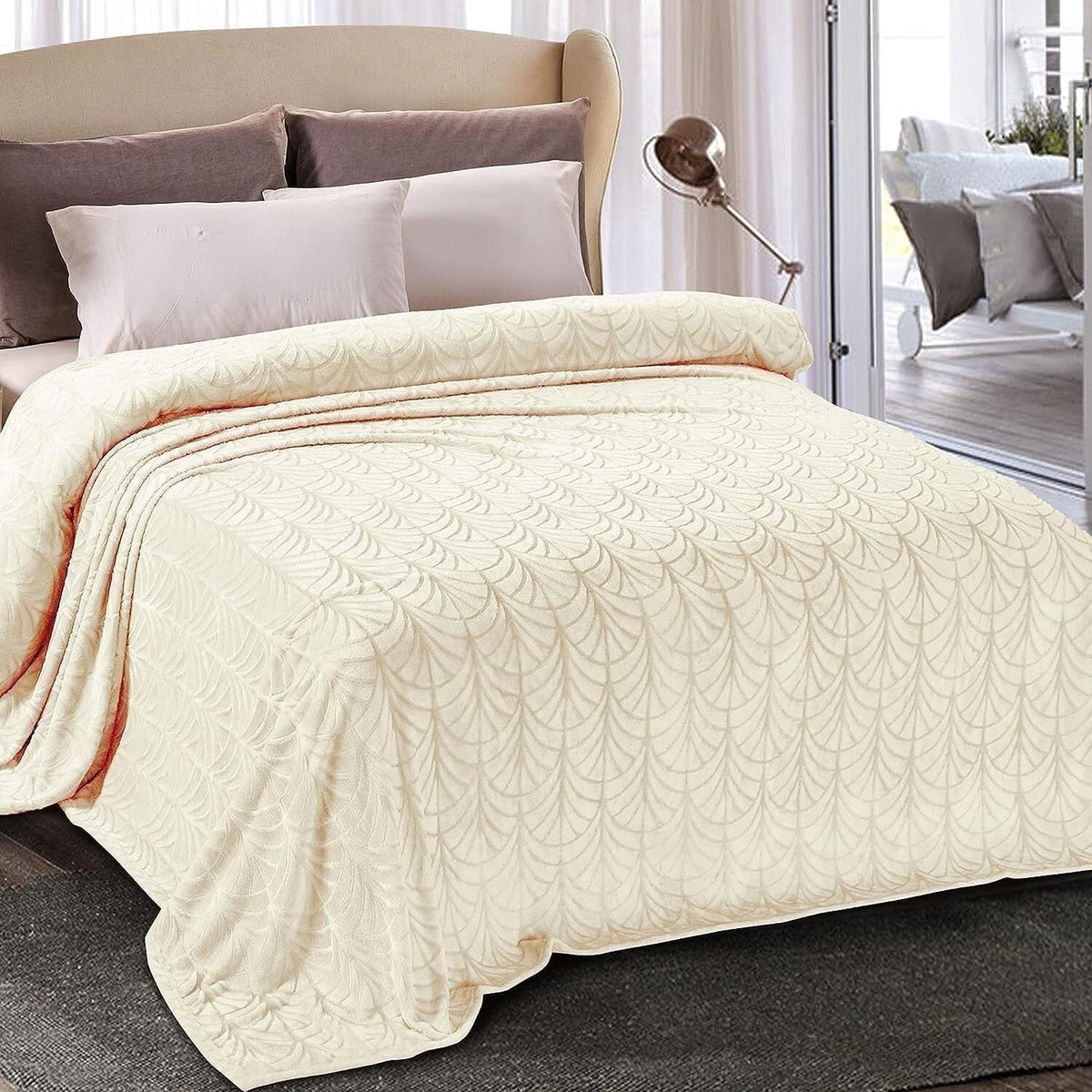 Whale Flotilla Flannel Fleece 60"x80" Twin Size Throw Blanket, Soft Fluffy Velvet Bedspread with Vintage Pattern, Warm Lightweight All-Season Coverlet, Light Gold