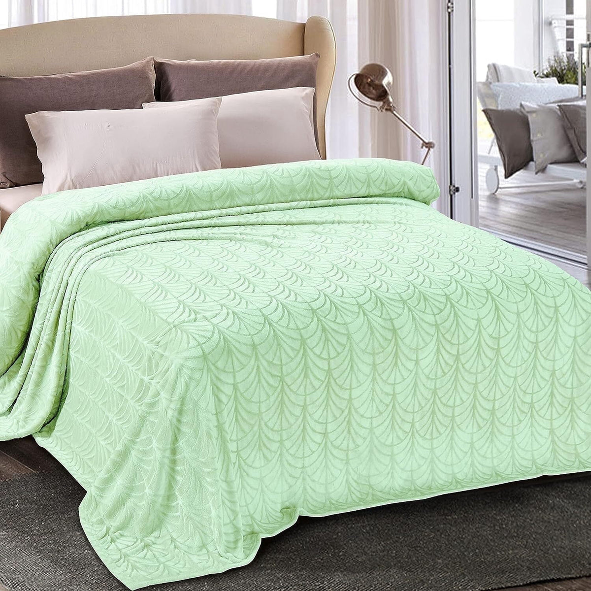 Whale Flotilla Flannel Fleece 60"x80" Twin Size Throw Blanket, Soft Fluffy Velvet Bedspread with Vintage Pattern, Warm Lightweight All-Season Coverlet, Light Green
