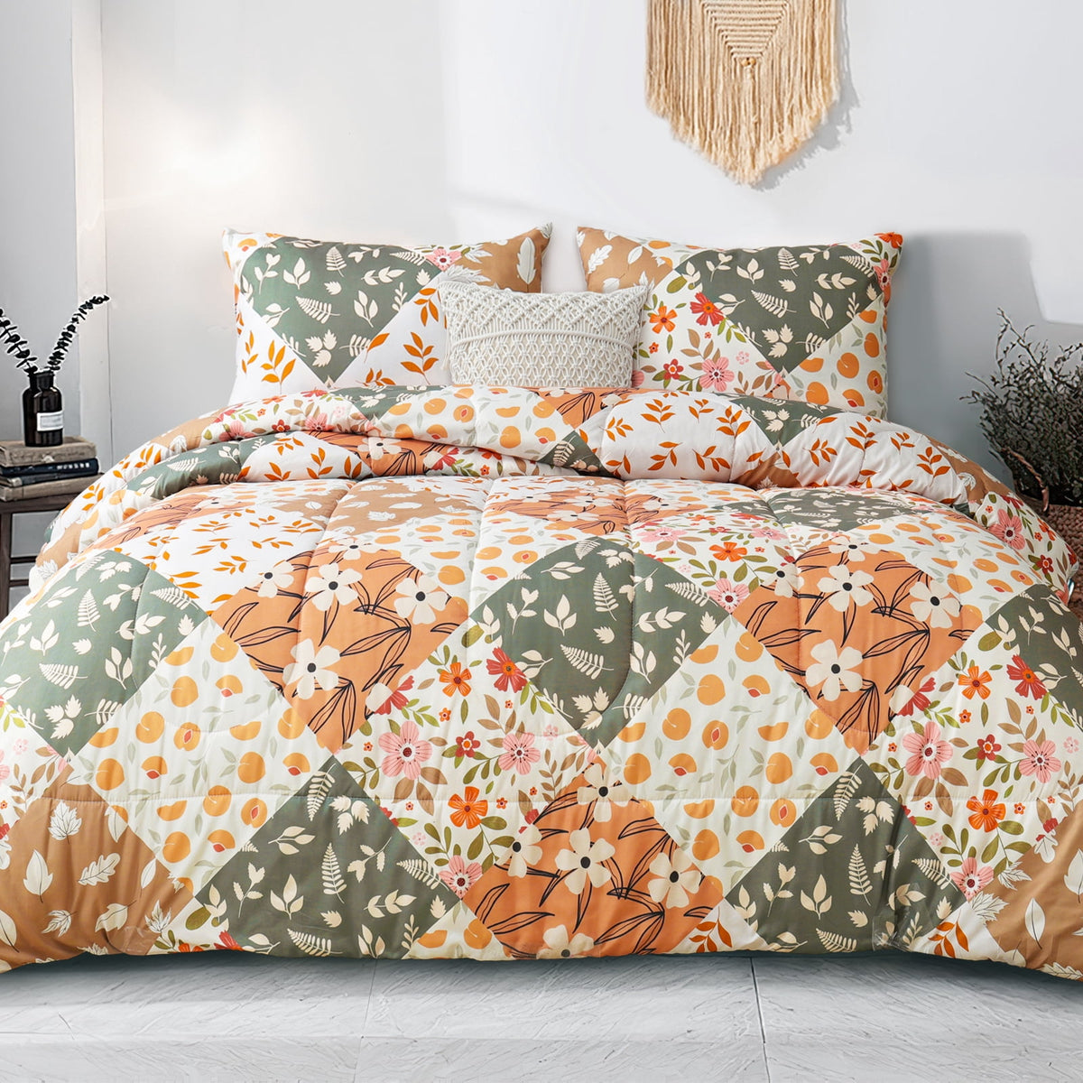 Whale Flotilla 3-Piece Queen Comforter Set, Soft Reversible Bedding Comforter Sets, Patchwork Printed Down Alternative Comforter Duvet for All Seasons, Orange
