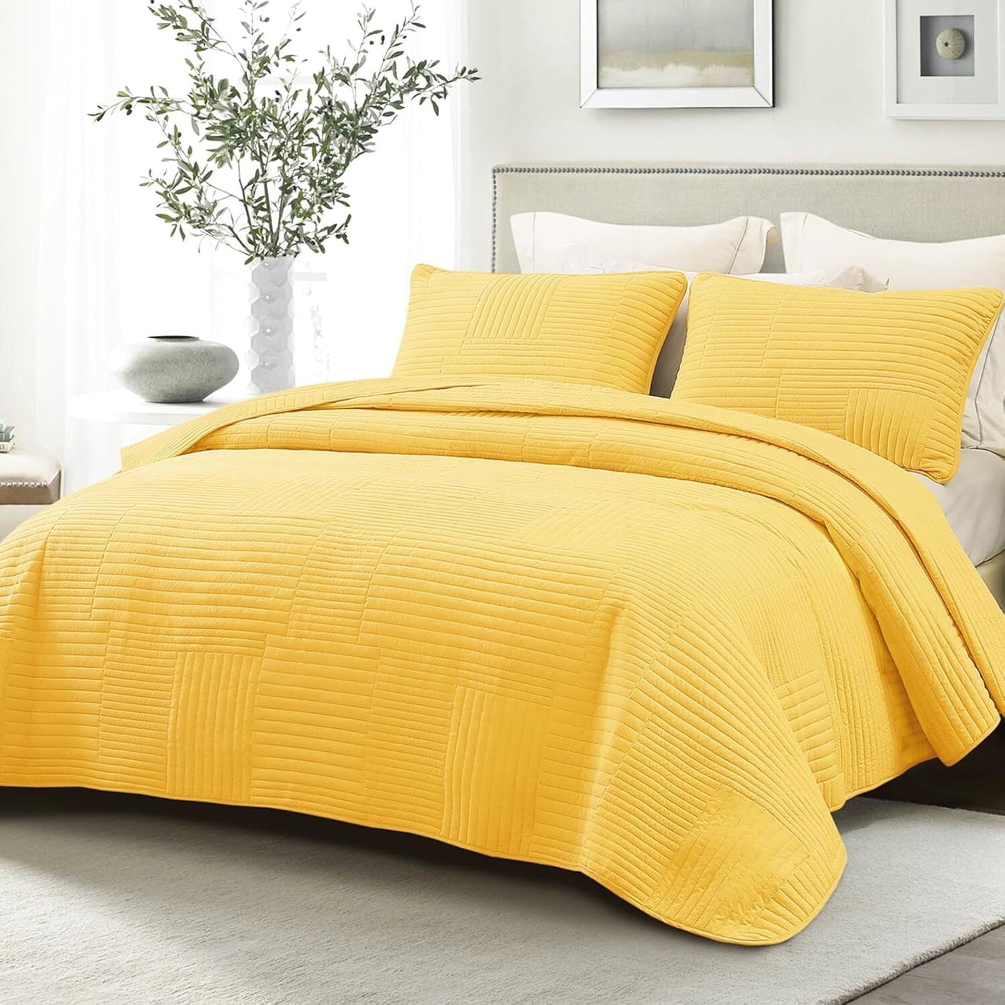 Whale Flotilla King Quilt Set, Soft and Lightweight Bedspreads Coverlet with Striped Pattern, Reversible Bedding Sets with Pillow Shams, 96x104 Inches, Yellow