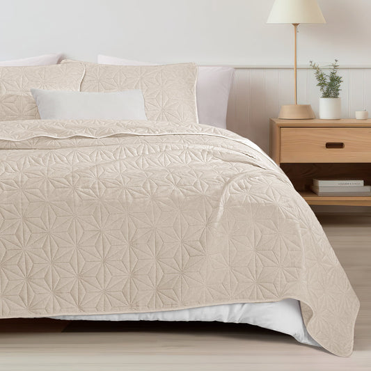 Whale Flotilla Microfiber California King 104"x 112" Quilt Set Lightweight Quilted Bedspreads Coverlets Set with Stars Pattern, Brich Beige