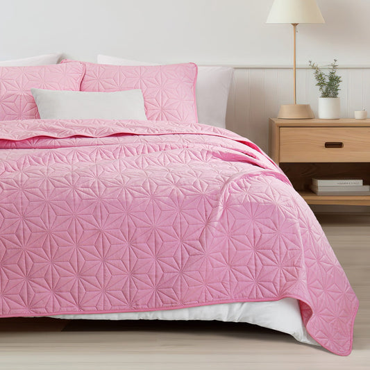 Whale Flotilla Microfiber California King 104"x 112" Quilt Set Lightweight Quilted Bedspreads Coverlets Set with Stars Pattern, Pink