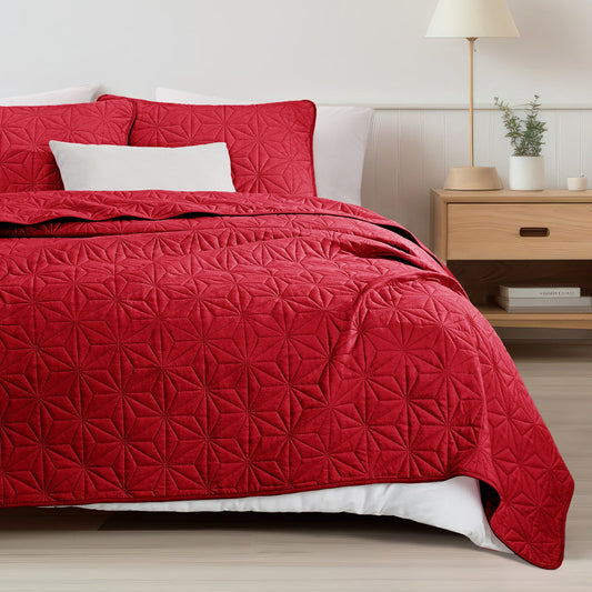 Whale Flotilla Microfiber California King 104"x 112" Quilt Set Lightweight Quilted Bedspreads Coverlets Set with Stars Pattern, Red