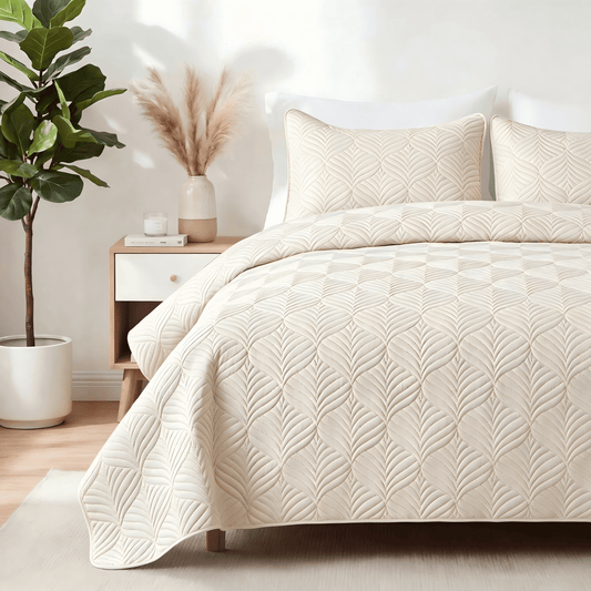 Whale Flotilla King Size Quilt Set, Soft Ultrasonic 96x104 Inch Bedding Set, Lightweight Bedspread Coverlet with Vintage Pattern, Reversible Bed Cover for All Seasons,Brich Beige