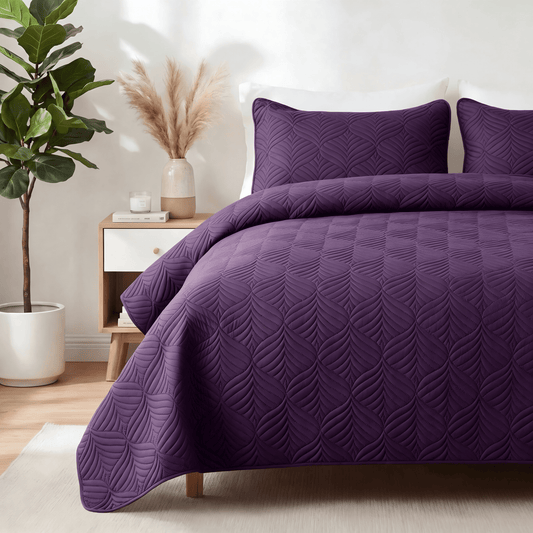 Whale Flotilla Queen Size Quilt Set, Soft Ultrasonic 90x96 Inch Bedding Set, Lightweight Bedspread Coverlet with Vintage Pattern, Reversible Bed Cover for All Seasons,Dark Purple