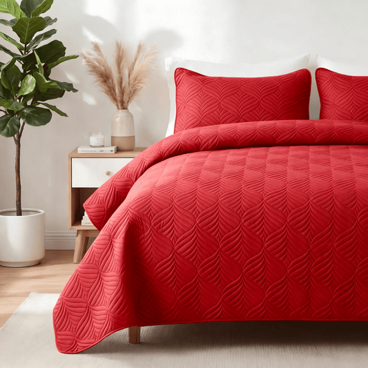 Whale Flotilla Queen Size Quilt Set, Soft Ultrasonic 90x96 Inch Bedding Set, Lightweight Bedspread Coverlet with Vintage Pattern, Reversible Bed Cover for All Seasons,Red