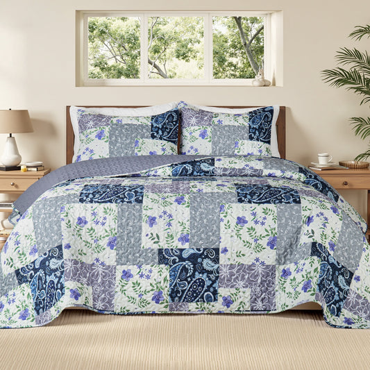 Whale Flotilla Reversible Patchwork Quilts Twin Size, Lightweight Boho Printed Bedspreads Coverlets Quilt Bedding Set with 1 Pillow Shams for All Seasons, Paisley Flowers
