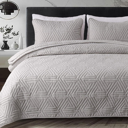 Whale Flotilla 3-Piece Queen Size Quilt Set for All Season, Classic Geometric Pattern Bedding Set with 2 Pillow Shams, Soft and Lightweight, Light Grey