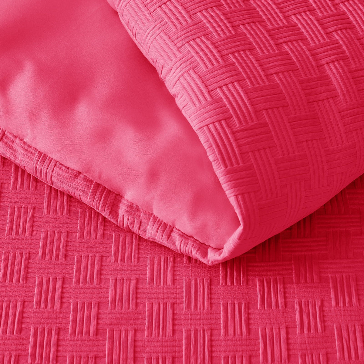Whale Flotilla 3-Piece Jacquard Braid Ultra Soft Queen Comforter Set, Luxury Reversible Microfiber Comforters Full Size Bedding Set with 2 Pillowcases, Lightweight Duvet for All Seasons, Hot Pink