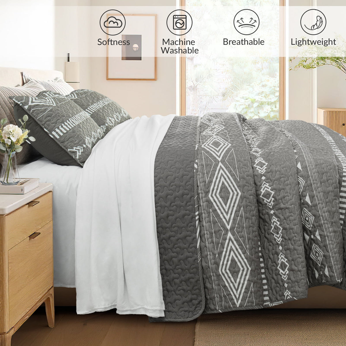 Whale Flotilla Reversible Ultra Soft Printed Quilts King Size, Lightweight Patchwork Geometric Stripes Bedspreads Coverlets Quilt Bedding Set with 2 Pillow Shams for All Seasons, Deep Grey